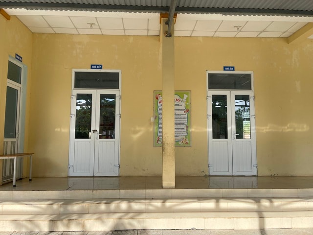 Kiểm tra toàn diện bếp ăn trường học- Ảnh 3. Kiểm tra toàn diện bếp ăn trường học- Ảnh 3.