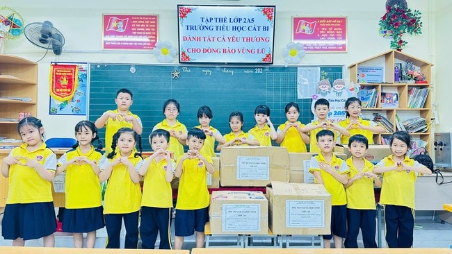 Nhiều trường học ở Hải Phòng quyên góp cứu trợ bà con vùng lũ Thái Nguyên- Ảnh 2. Nhiều trường học ở Hải Phòng quyên góp cứu trợ bà con vùng lũ Thái Nguyên- Ảnh 2.