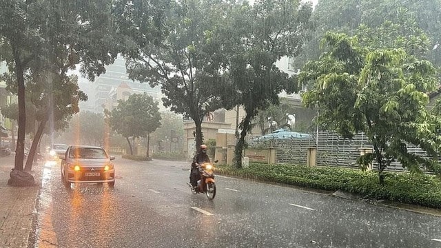Miền Bắc ngày nắng, chiều tối có mưa dông rải rác- Ảnh 2. Miền Bắc ngày nắng, chiều tối có mưa dông rải rác- Ảnh 2.