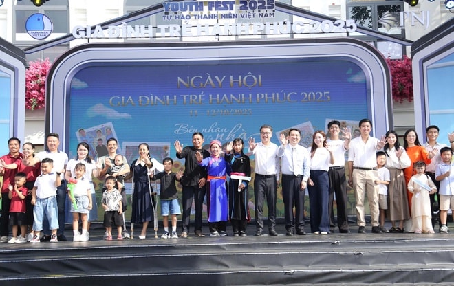 Gia đình trẻ tiêu biểu năm 2025: Những tổ ấm nhỏ gieo yêu thương lớn- Ảnh 5.