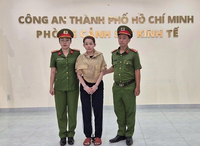 DJ Ngân 98 nói gì về những sản phẩm mình kinh doanh?- Ảnh 1.