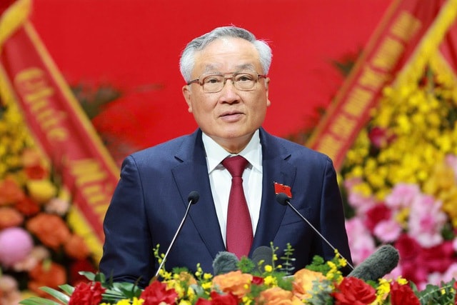Tập trung nâng cao chất lượng dịch vụ y tế, chuyển từ khám bệnh sang chăm sóc và bảo vệ sức khỏe nhân dân- Ảnh 1. Tập trung nâng cao chất lượng dịch vụ y tế, chuyển từ khám bệnh sang chăm sóc và bảo vệ sức khỏe nhân dân- Ảnh 1.