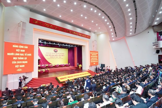 Phiên trù bị Đại hội Đảng bộ TPHCM lần thứ I: Sự kiện chính trị trọng đại của Thành phố, mở đầu giai đoạn phát triển mới- Ảnh 2. Phiên trù bị Đại hội Đảng bộ TPHCM lần thứ I: Sự kiện chính trị trọng đại của Thành phố, mở đầu giai đoạn phát triển mới- Ảnh 2.