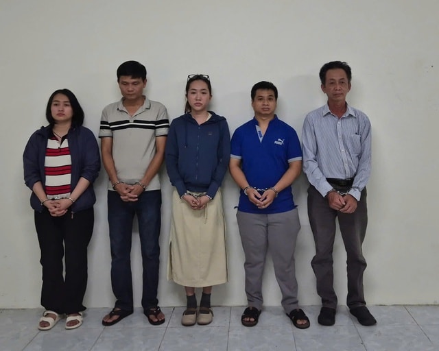 Khởi tố 5 người trong vụ tử vong sau phẫu thuật thẩm mỹ tại BV RHM Thẩm mỹ Paris- Ảnh 1.