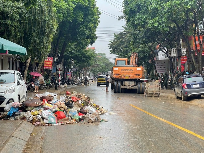 Nước rút, Thái Nguyên ngổn ngang sau lũ- Ảnh 2.