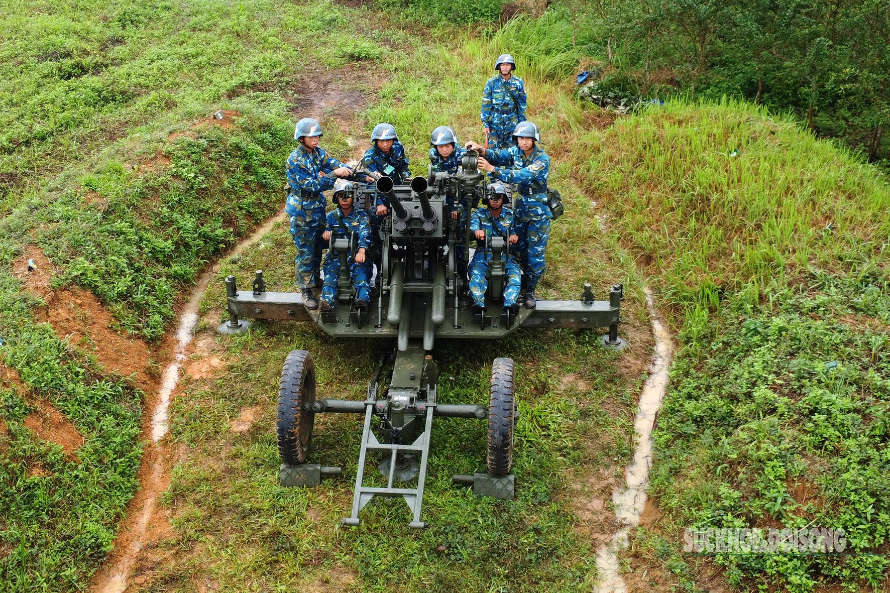 Cận cảnh trận địa pháo diễn tập bắn UAV và thiết bị không người lái- Ảnh 2.