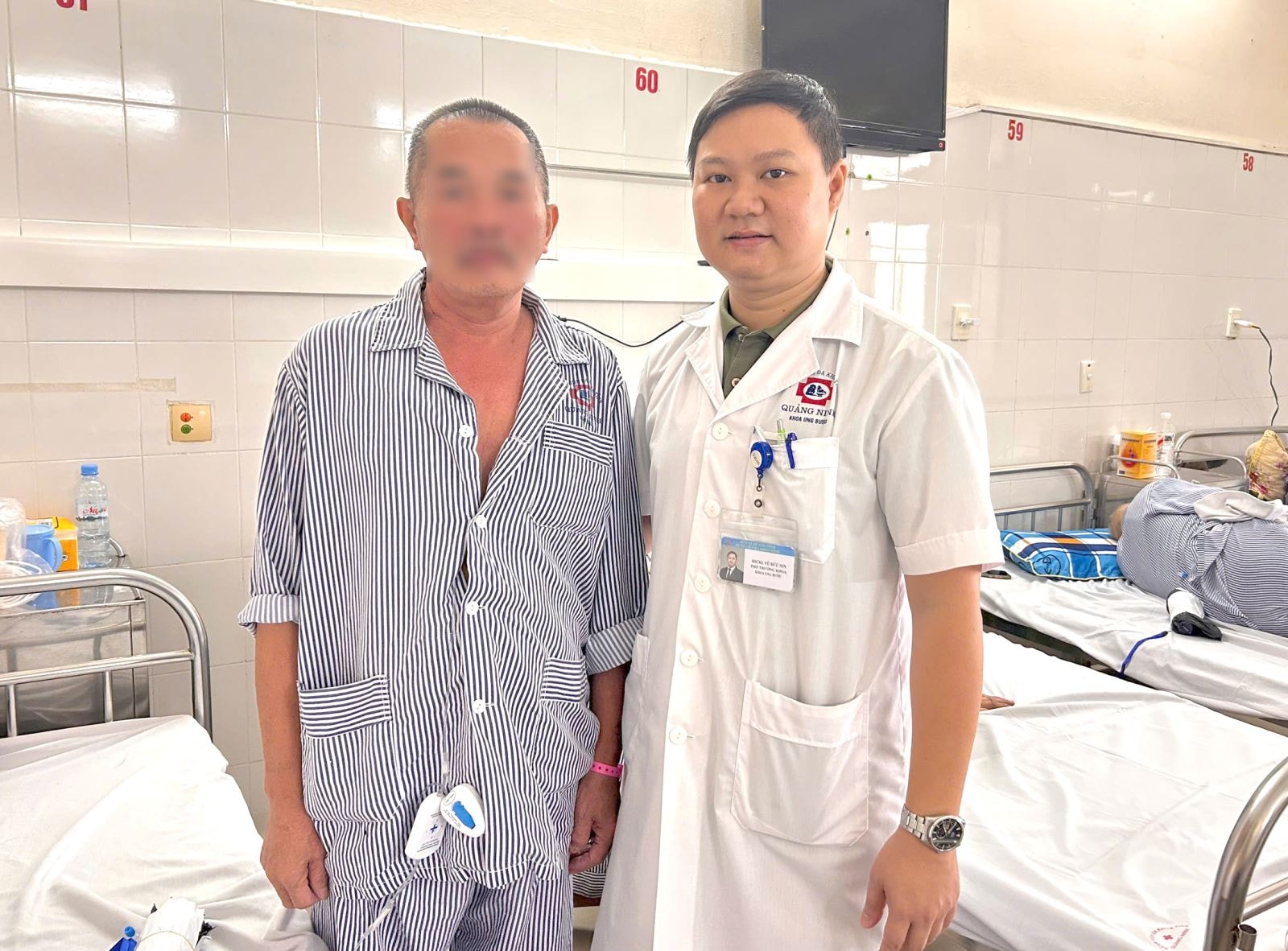 Người đàn ông được bác sĩ phát hiện mắc cùng lúc 2 bệnh ung thư- Ảnh 2. Người đàn ông được bác sĩ phát hiện mắc cùng lúc 2 bệnh ung thư- Ảnh 2.