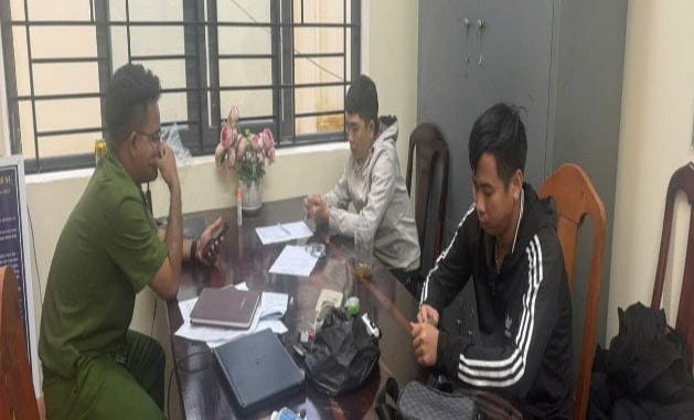 Nhóm trộm chó bị bắt sau cuộc truy đuổi nghẹt thở- Ảnh 1.