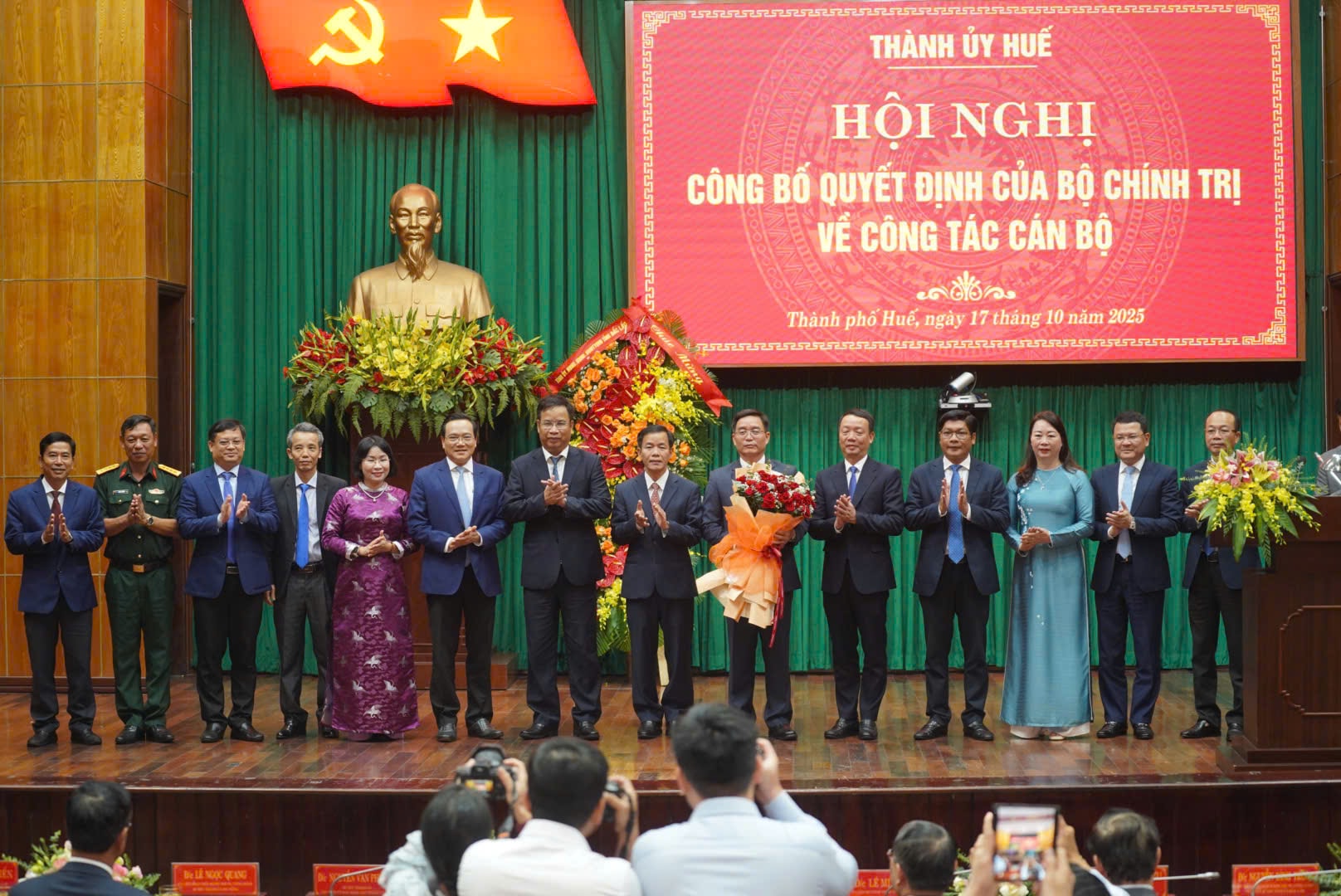 Ông Nguyễn Đình Trung giữ chức Bí thư Thành ủy Huế- Ảnh 2.