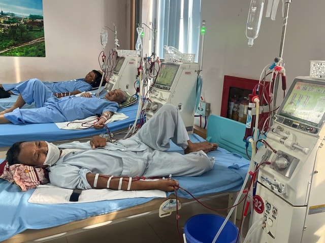 'Pháo đài trắng' giữa biển nước- Ảnh 3. 'Pháo đài trắng' giữa biển nước- Ảnh 3.
