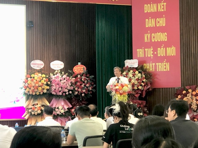 Bệnh viện E kỷ niệm 58 năm thành lập, hướng tới hoàn thiện bệnh án điện tử vì sự hài lòng của người bệnh- Ảnh 2. Bệnh viện E kỷ niệm 58 năm thành lập, hướng tới hoàn thiện bệnh án điện tử vì sự hài lòng của người bệnh- Ảnh 2.