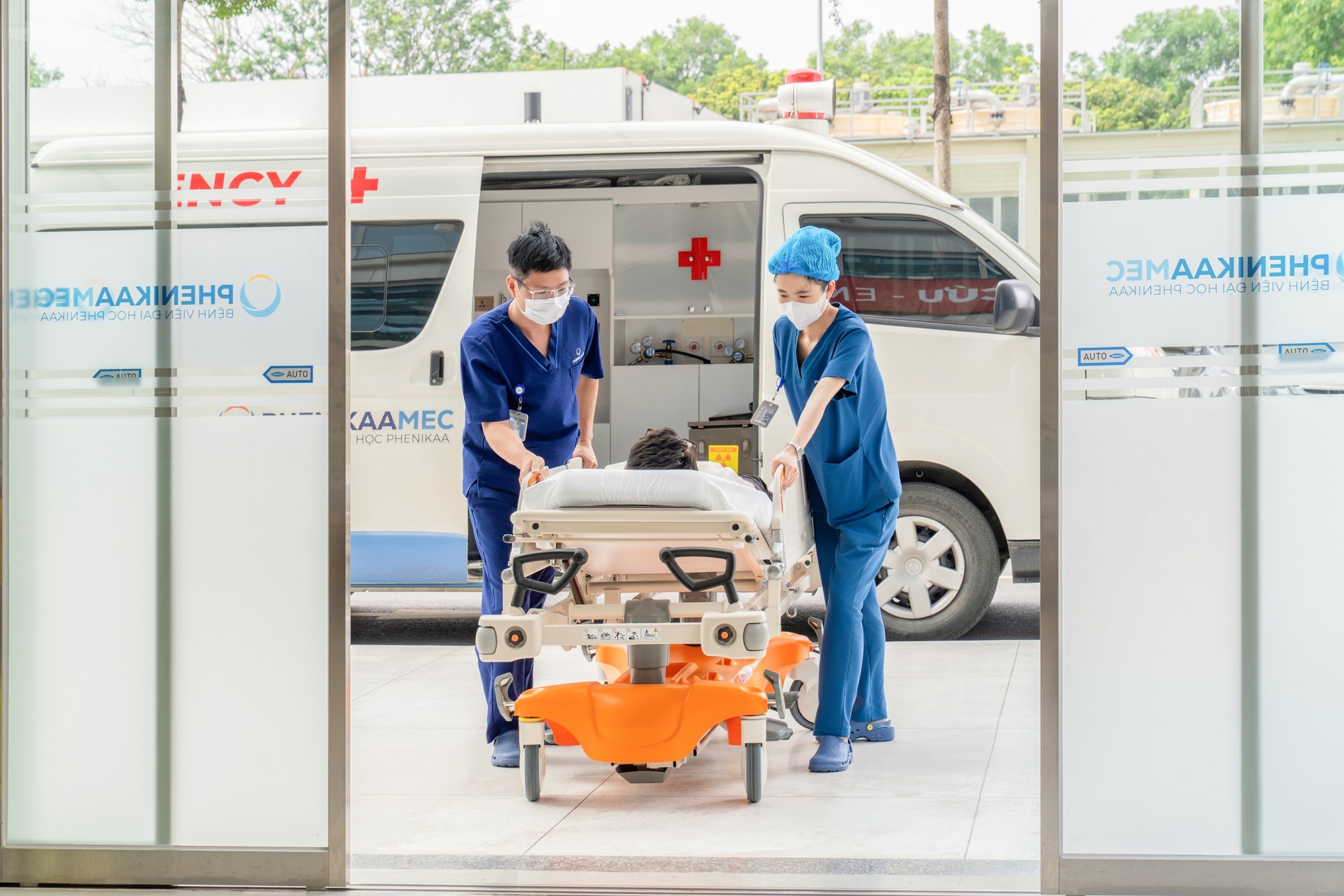 Tăng nhân lực, chất lượng điều dưỡng để giảm xung đột trong môi trường bệnh viện- Ảnh 3. Tăng nhân lực, chất lượng điều dưỡng để giảm xung đột trong môi trường bệnh viện- Ảnh 3.