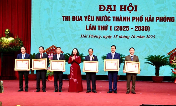 Hải Phòng gắn phong trào thi đua với thực hiện các nhiệm vụ chính trị- Ảnh 5. Hải Phòng gắn phong trào thi đua với thực hiện các nhiệm vụ chính trị- Ảnh 5.