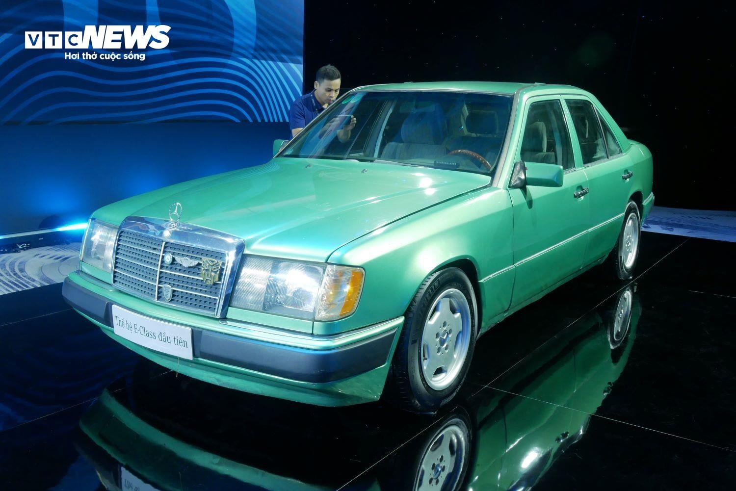 Là mẫu xe đa dạng bậc nhất trong lịch sử Mercedes-Benz, W124 có hơn 20 biến thể khác biệt. (Ảnh: Mạnh Hùng)