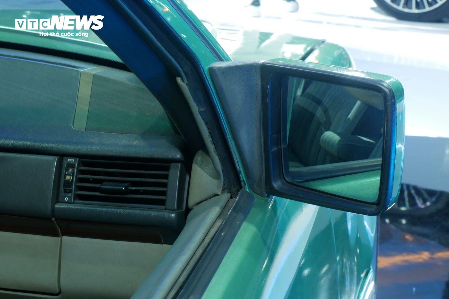 Chiêm ngưỡng 'nữ hoàng xe cổ' Mercedes-Benz 190 Ponton - 9