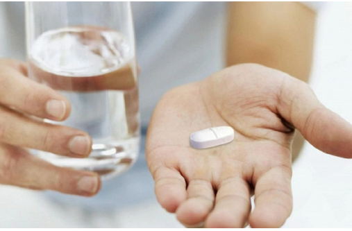 10 mẹo đơn giản giúp bạn uống thuốc điều trị HIV đúng giờ mỗi ngày- Ảnh 1. Làm thế nào để nhớ uống thuốc điều trị HIV?