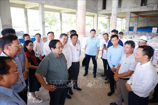 Thủ tướng Phạm Minh Chính kiểm tra, chỉ đạo xử lý các vướng mắc tại Cần Thơ- Ảnh 6. Thủ tướng Phạm Minh Chính kiểm tra, chỉ đạo xử lý các vướng mắc tại Cần Thơ- Ảnh 6.