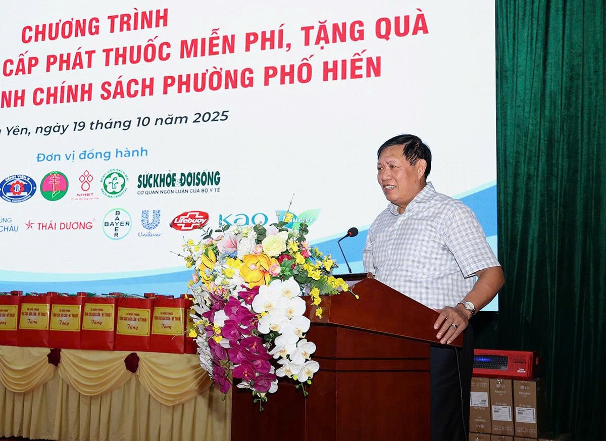 Hơn 1.000 người dân Hưng Yên được khám, tầm soát sức khoẻ, cấp phát thuốc miễn phí- Ảnh 2. Hơn 1.000 người dân Hưng Yên được khám, tầm soát sức khoẻ, cấp phát thuốc miễn phí- Ảnh 2.