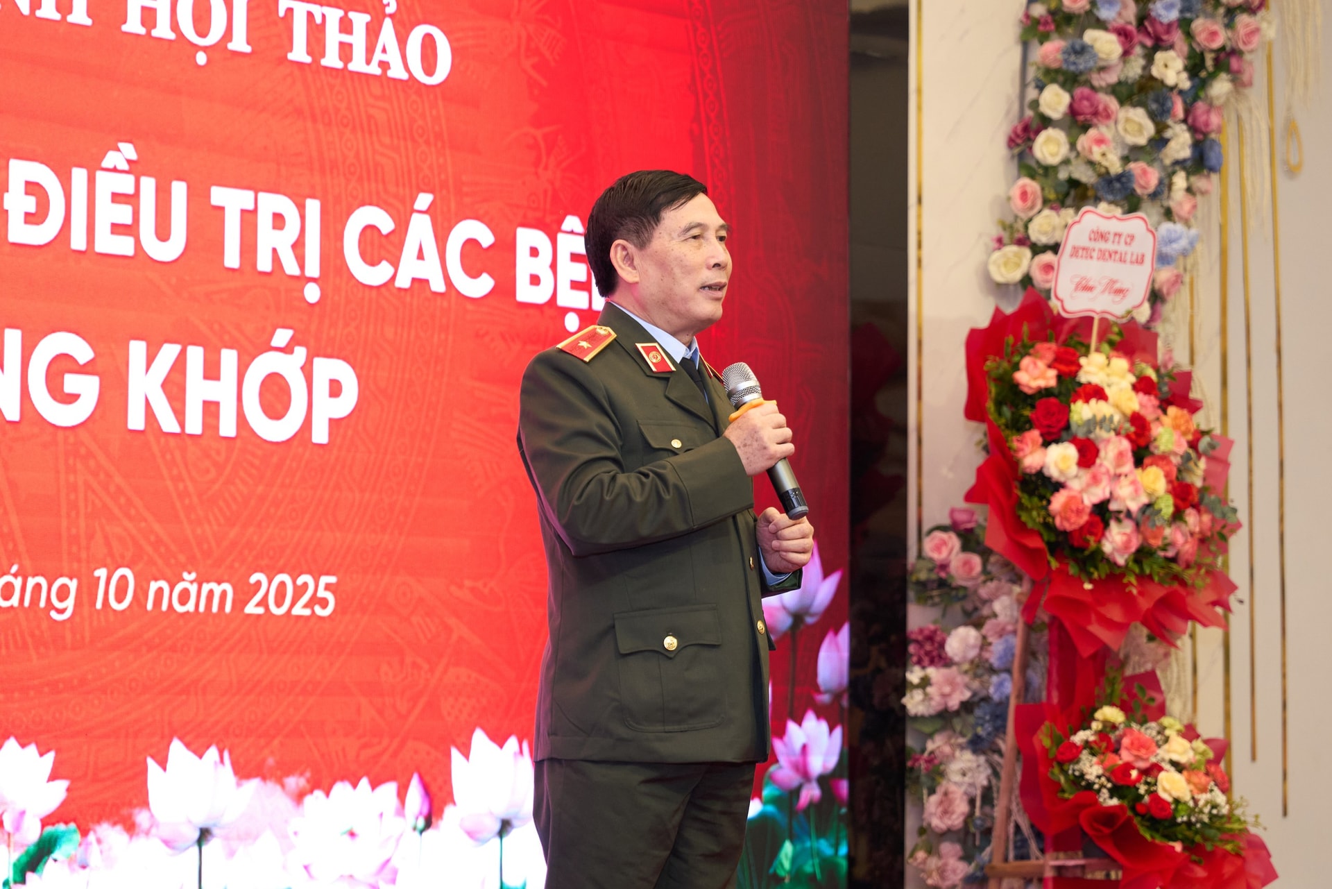 Bệnh cơ xương khớp trẻ hoá, chất lượng cuộc sống người mắc ảnh hưởng nghiêm trọng- Ảnh 3. Bệnh cơ xương khớp trẻ hoá, chất lượng cuộc sống người mắc ảnh hưởng nghiêm trọng- Ảnh 3.