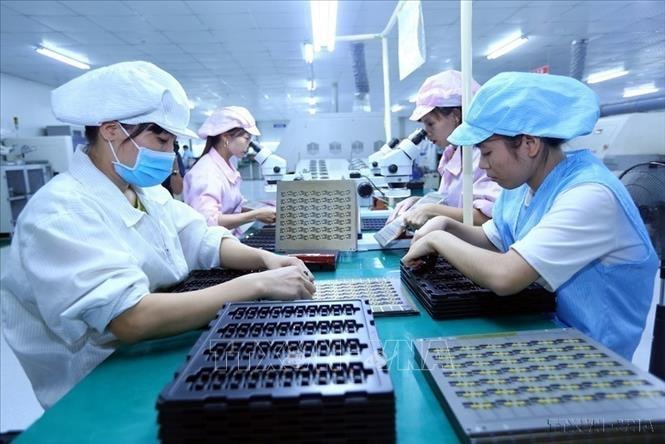 Phụ nữ Việt Nam phát huy truyền thống vẻ vang trong kỷ nguyên mới- Ảnh 14.