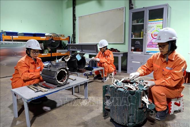 Phụ nữ Việt Nam phát huy truyền thống vẻ vang trong kỷ nguyên mới- Ảnh 12.