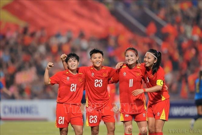 Phụ nữ Việt Nam phát huy truyền thống vẻ vang trong kỷ nguyên mới- Ảnh 13.