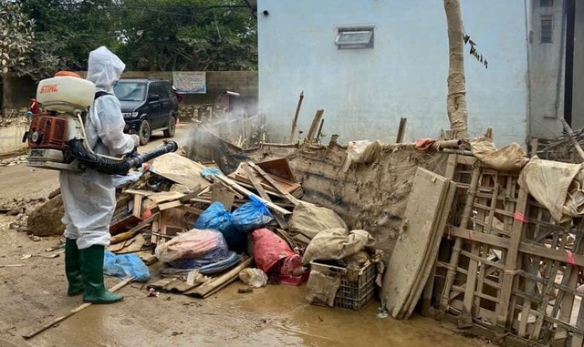 ‘Áo trắng’ Gia Lai ở Thái Nguyên khi cơn lũ đi qua- Ảnh 2. ‘Áo trắng’ Gia Lai ở Thái Nguyên khi cơn lũ đi qua- Ảnh 2.