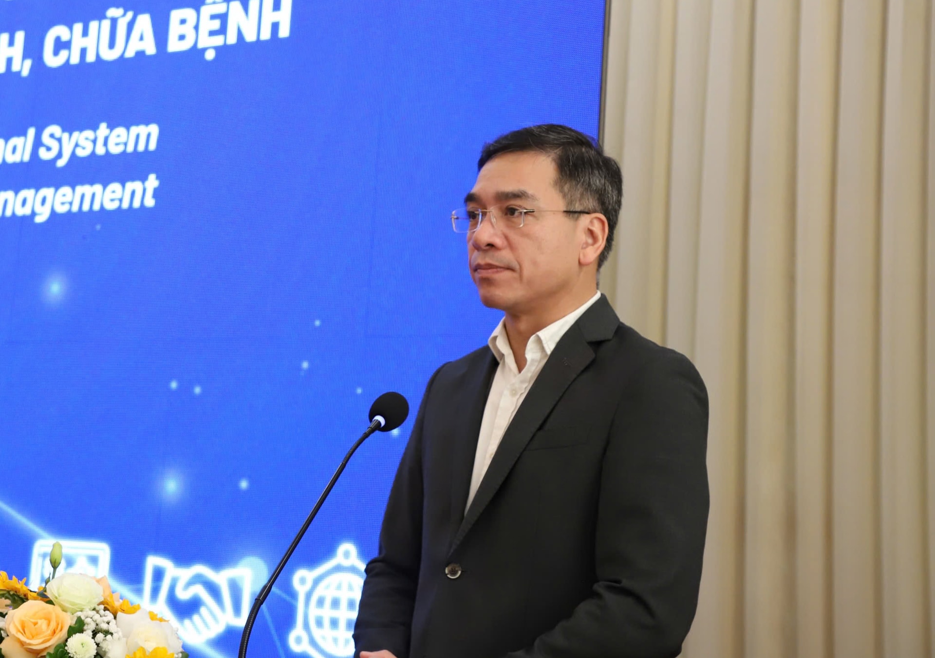 Không có cơ sở dữ liệu sẽ mất rất nhiều thời gian để giám sát hoạt động khám chữa bệnh- Ảnh 1. Không có cơ sở dữ liệu sẽ mất rất nhiều thời gian để giám sát hoạt động khám chữa bệnh- Ảnh 1.