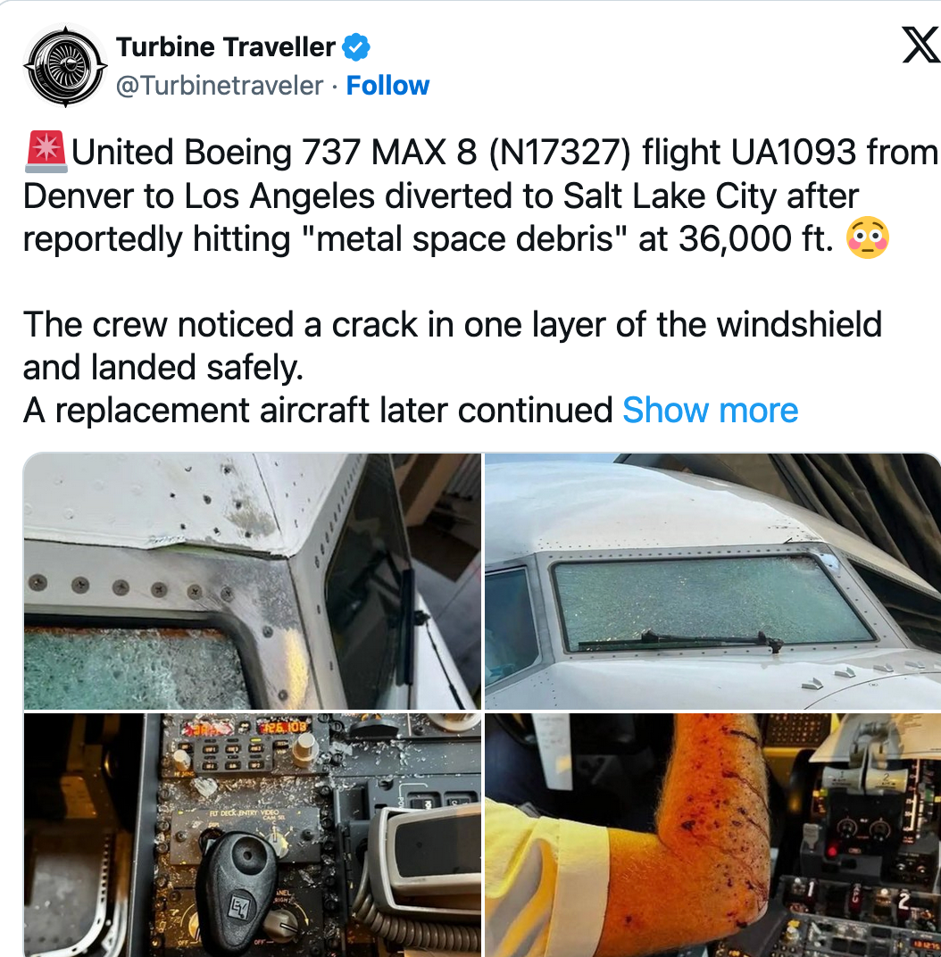Máy bay Boeing 737 của Mỹ chở 140 người va trúng vật thể bí ẩn giữa không trung- Ảnh 1. Máy bay Boeing 737 của Mỹ chở 140 người va trúng vật thể bí ẩn giữa không trung- Ảnh 1.