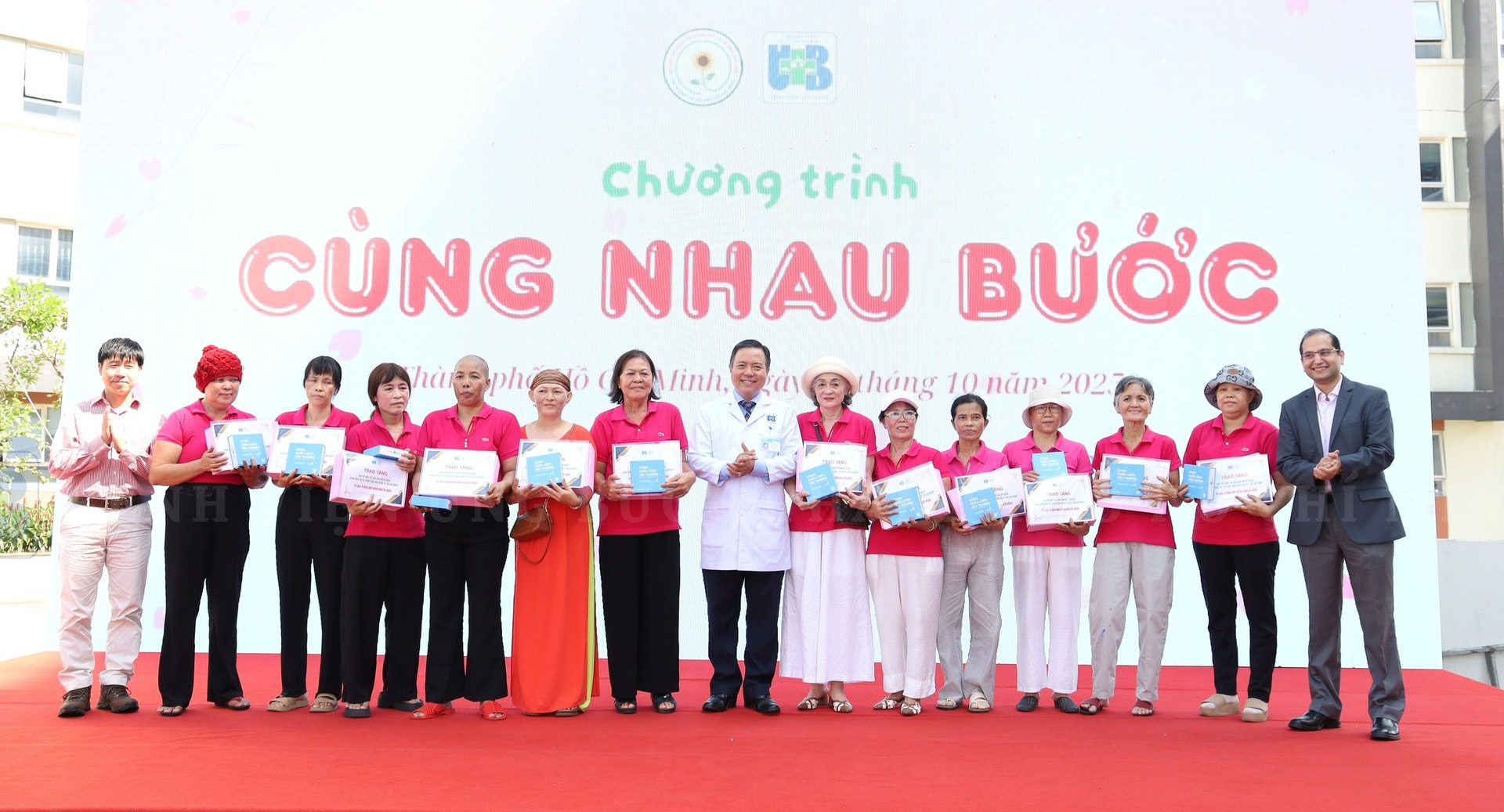 50% bệnh nhân ung thư vú đối mặt căng thẳng tâm lý, trầm cảm, có nhu cầu cao về hỗ trợ - Ảnh 1. 50% bệnh nhân ung thư vú đối mặt căng thẳng tâm lý, trầm cảm, có nhu cầu cao về hỗ trợ - Ảnh 1.