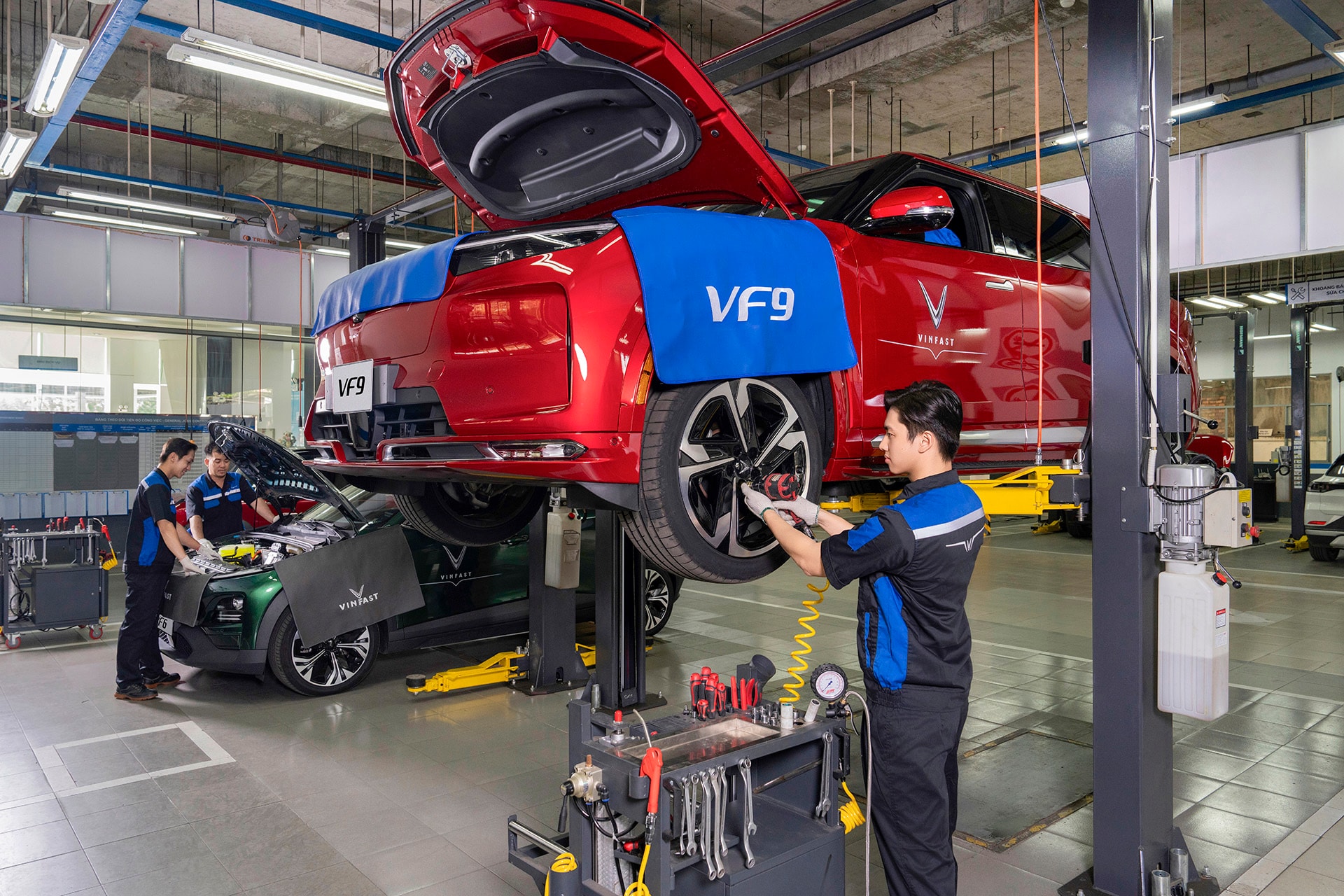 VinFast đào tạo hơn 3.000 kỹ thuật viên ô tô, xe máy điện, đài thọ 100% học phí - 1