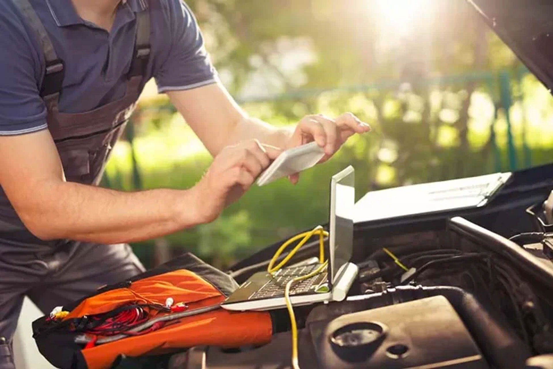 Một quan niệm sai lầm phổ biến của nhiều người là xe điện không cần bảo dưỡng. (Ảnh: Drive Green)