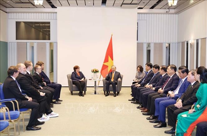 Tổng Bí thư Tô Lâm tiếp Chủ tịch Đảng Cộng sản Phần Lan Tiina Sandberg- Ảnh 3. Tổng Bí thư Tô Lâm tiếp Chủ tịch Đảng Cộng sản Phần Lan Tiina Sandberg- Ảnh 3.