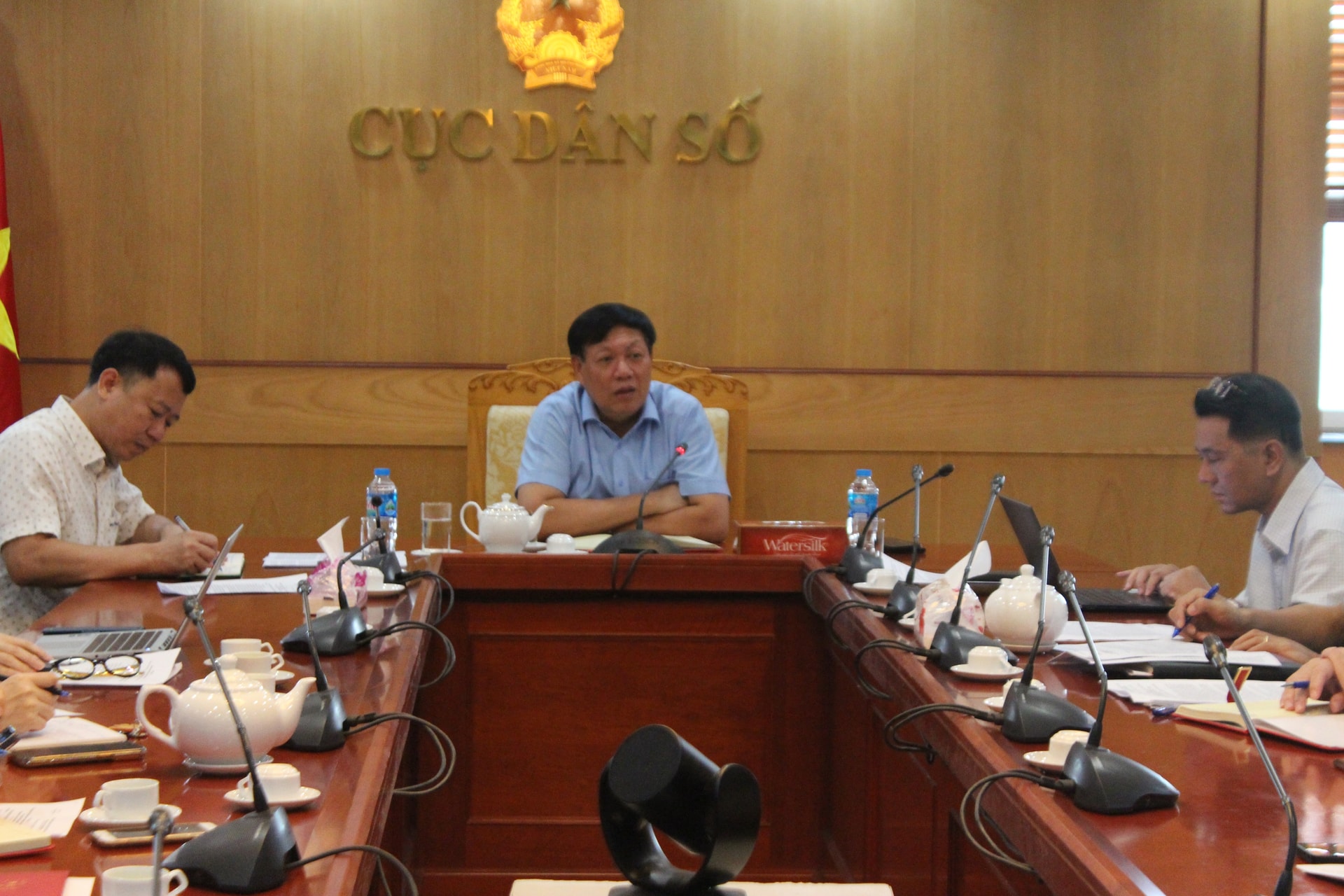Đẩy nhanh tiến độ xây dựng, hoàn thiện thể chế để thực hiện tốt công tác dân số trong tình hình mới- Ảnh 3. Đẩy nhanh tiến độ xây dựng, hoàn thiện thể chế để thực hiện tốt công tác dân số trong tình hình mới- Ảnh 3.
