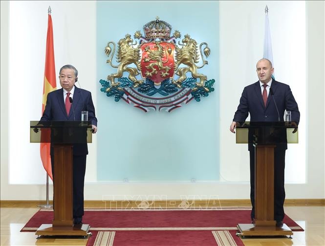 Việt Nam - Bulgaria thiết lập quan hệ Đối tác chiến lược- Ảnh 2.