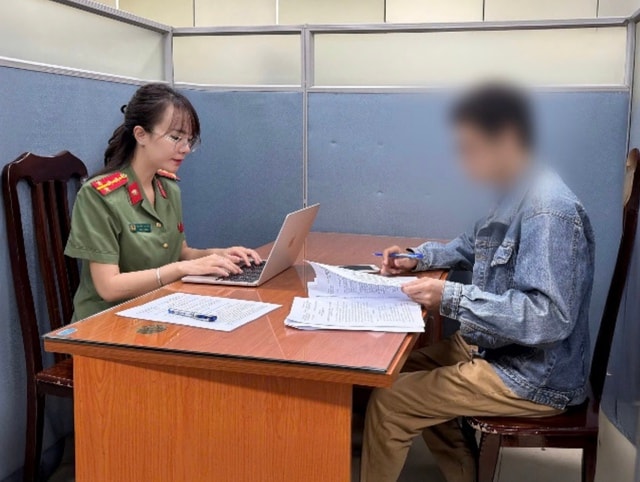 Xử phạt 7,5 triệu đồng người đăng tin xuyên tạc chủ trương của Đảng, Nhà nước- Ảnh 1. Xử phạt 7,5 triệu đồng người đăng tin xuyên tạc chủ trương của Đảng, Nhà nước- Ảnh 1.