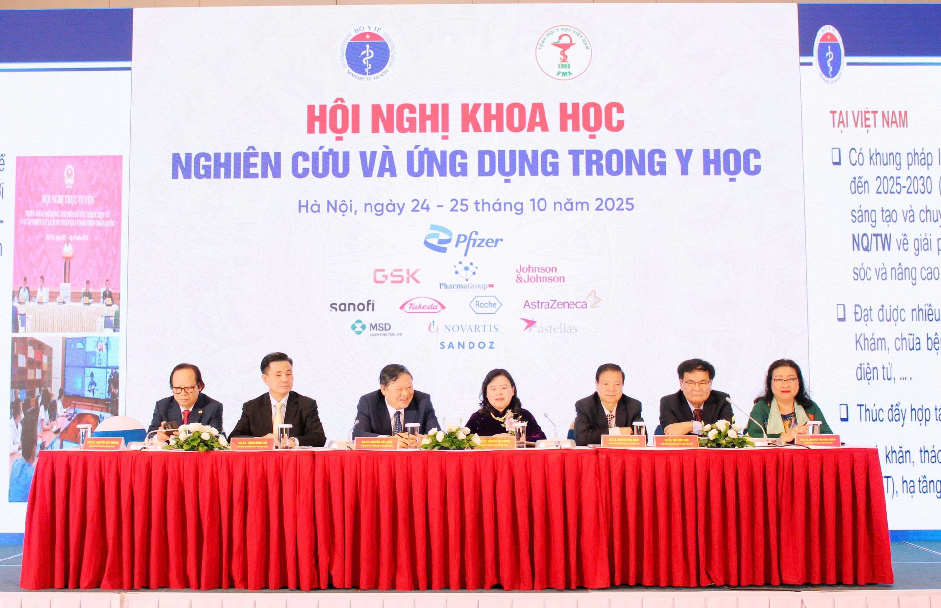 Thúc đẩy nghiên cứu khoa học, ứng dụng công nghệ, đưa y học Việt Nam phát triển tiệm cận y học thế giới- Ảnh 2. Thúc đẩy nghiên cứu khoa học, ứng dụng công nghệ, đưa y học Việt Nam phát triển tiệm cận y học thế giới- Ảnh 2.
