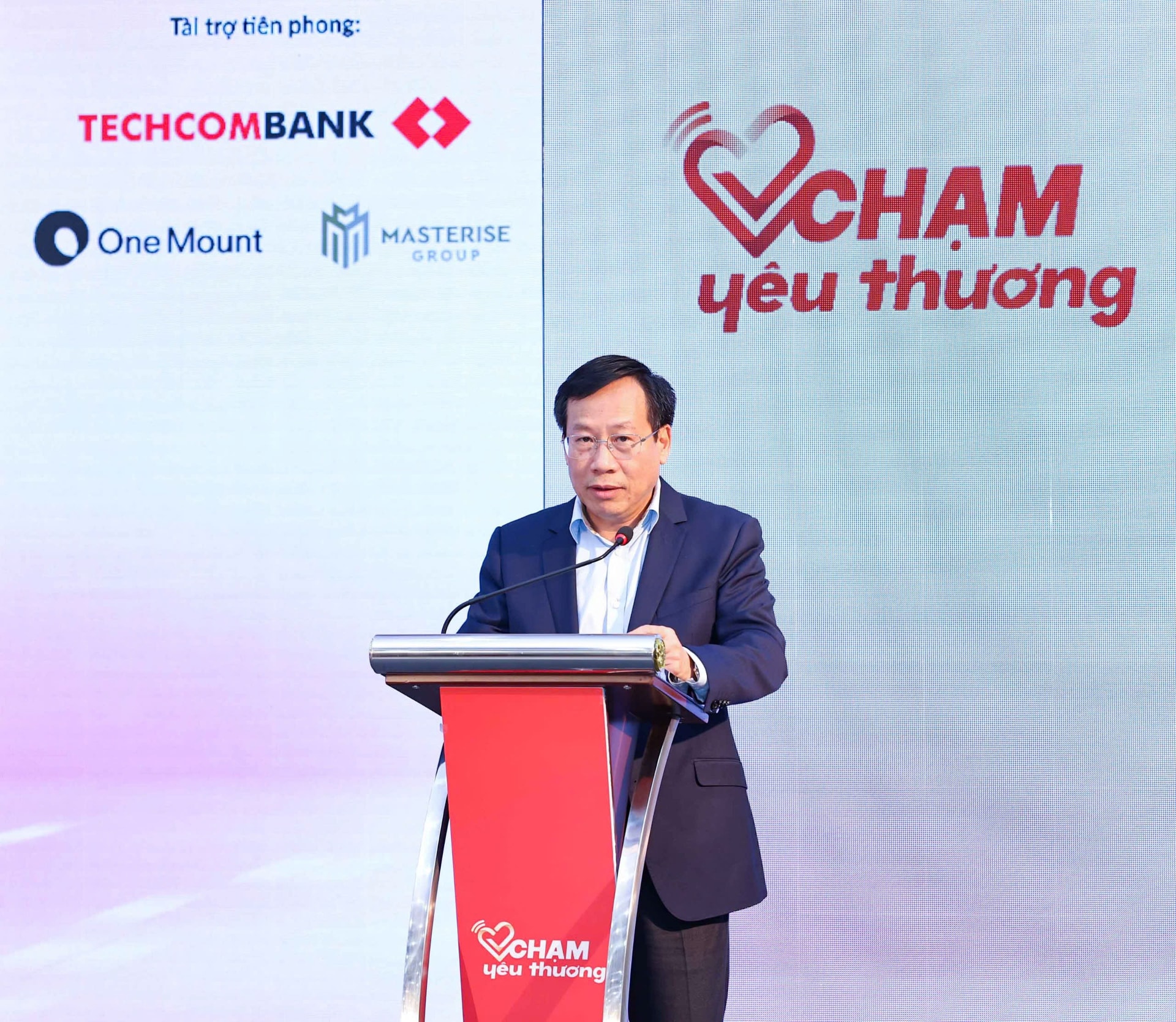 Quỹ Chạm Yêu Thương ra mắt, tạo dựng nền tảng thiện nguyện số hàng đầu Việt Nam- Ảnh 1. Quỹ Chạm Yêu Thương ra mắt, tạo dựng nền tảng thiện nguyện số hàng đầu Việt Nam- Ảnh 1.