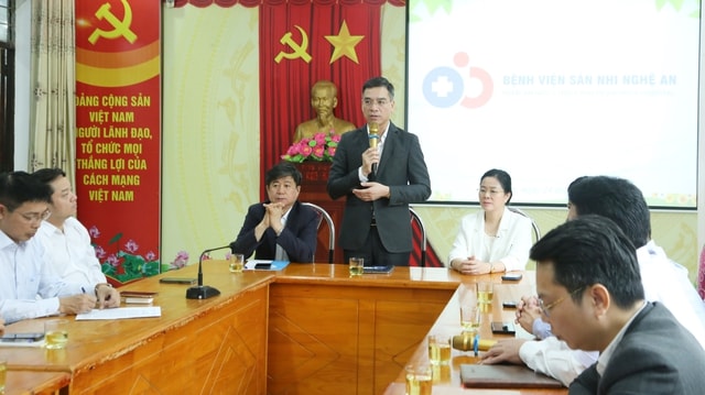'Hãy để thầy thuốc được cứu người trong môi trường an toàn'- Ảnh 4. 'Hãy để thầy thuốc được cứu người trong môi trường an toàn'- Ảnh 4.