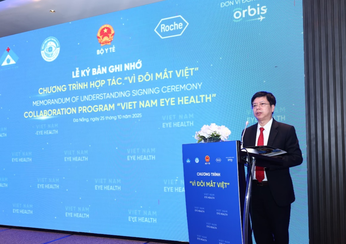 Có đến 1/3 bệnh nhân đái tháo đường bị mắc bệnh võng mạc- Ảnh 1. Có đến 1/3 bệnh nhân đái tháo đường bị mắc bệnh võng mạc- Ảnh 1.