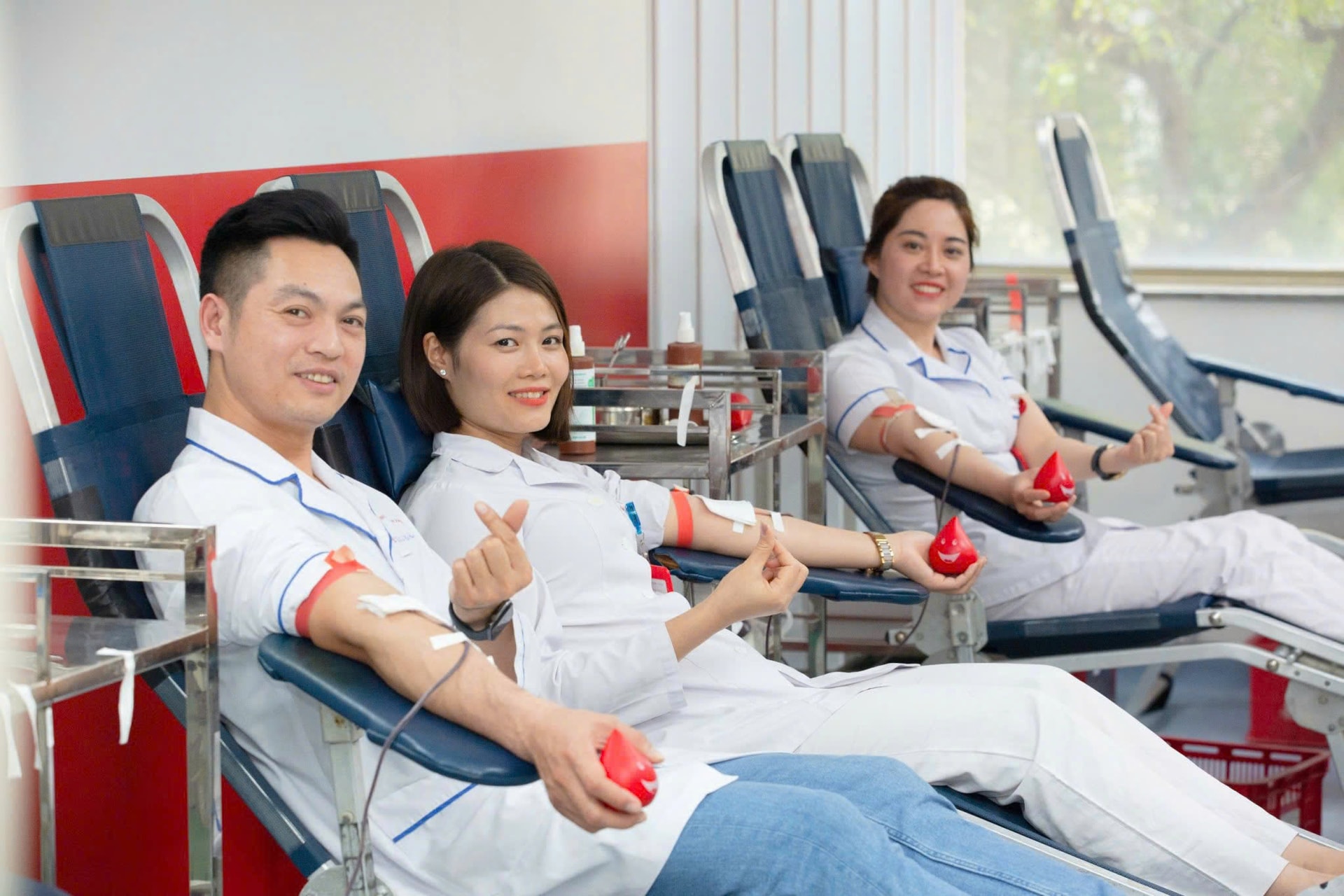 Khơi dậy sức mạnh cộng đồng và tinh thần yêu nước từ phong trào hiến máu tình nguyện- Ảnh 3.