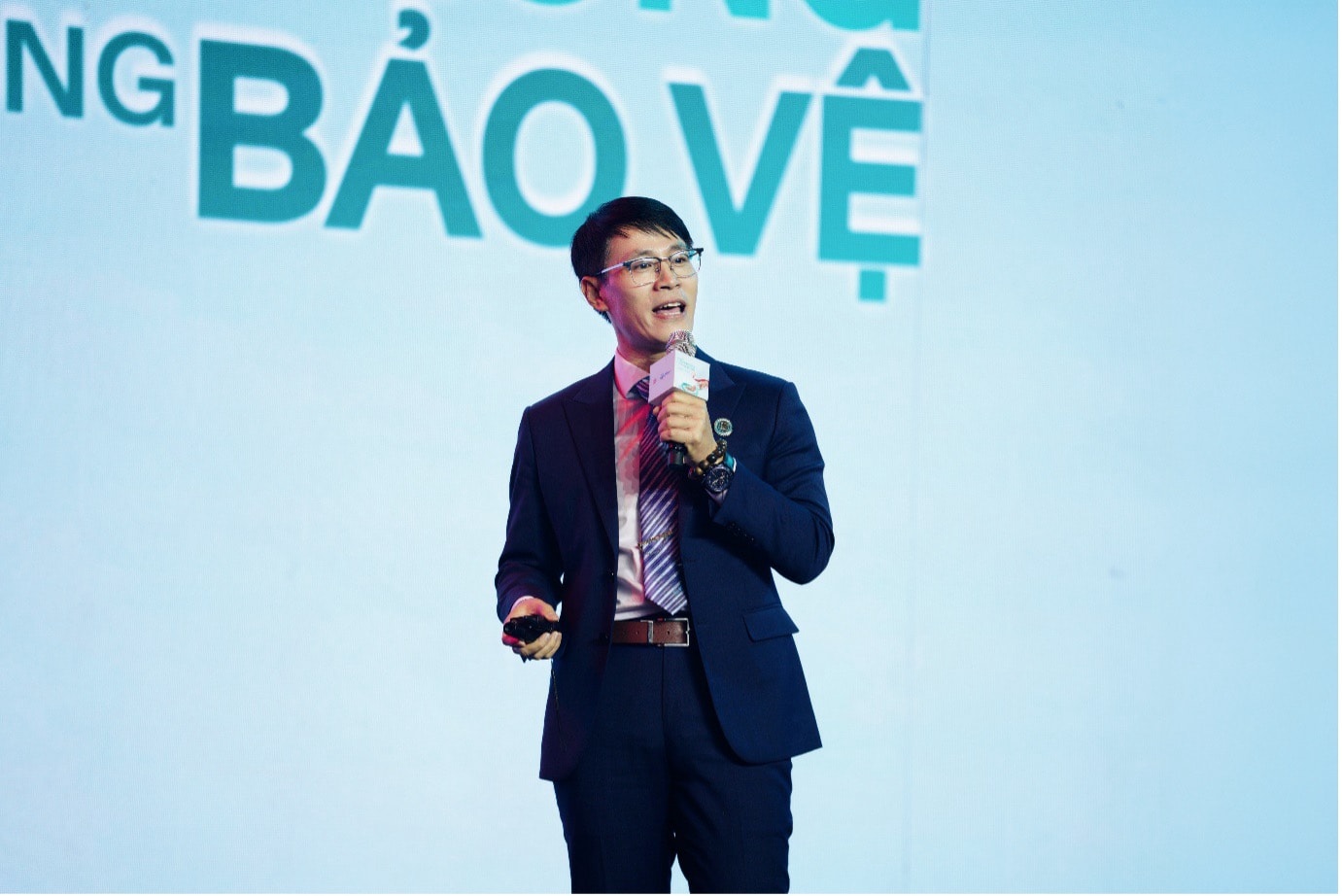 Có đến gần 75% ca nhập viện do RSV xảy ra ở trẻ sinh đủ tháng, khỏe mạnh- Ảnh 3.