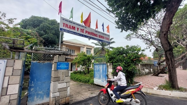 Y tế cơ sở TPHCM: Đưa dịch vụ BHYT đến gần người cao tuổi- Ảnh 2. Y tế cơ sở TPHCM: Đưa dịch vụ BHYT đến gần người cao tuổi- Ảnh 2.