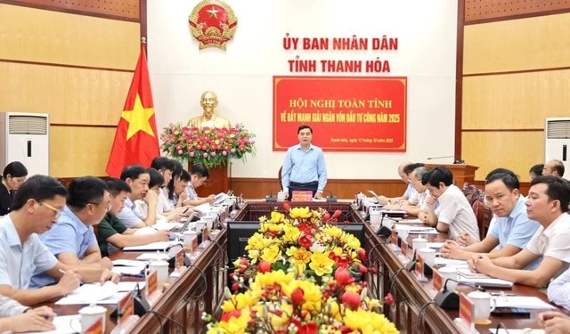 Quyết tâm hoàn thành 100% kế hoạch giải ngân vốn đầu tư công- Ảnh 1. Quyết tâm hoàn thành 100% kế hoạch giải ngân vốn đầu tư công- Ảnh 1.