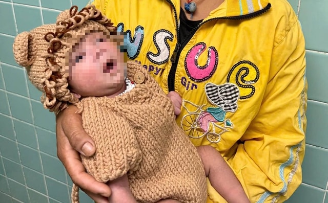 Trẻ sơ sinh 5 ngày tuổi bị thủng dạ dày vì mẹ cho ăn cơm: Cảnh báo sai lầm chết người khi chăm con nhỏ- Ảnh 1.