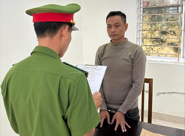 Tình cũ dùng ảnh 'nóng' tống tiền, quý bà 44 tuổi ở Đà Nẵng suýt mất 100 triệu đồng- Ảnh 1. Tình cũ dùng ảnh 'nóng' tống tiền, quý bà 44 tuổi ở Đà Nẵng suýt mất 100 triệu đồng- Ảnh 1.