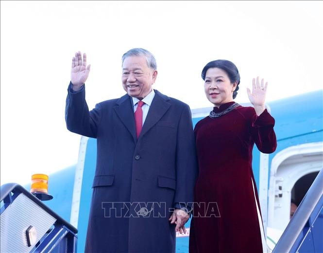 Tổng Bí thư Tô Lâm bắt đầu thăm chính thức Liên hiệp Vương quốc Anh và Bắc Ireland- Ảnh 1.