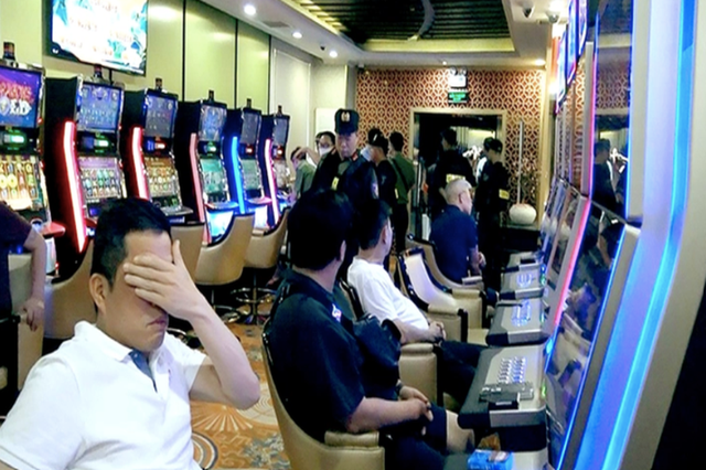 Hôm nay, xét xử vụ án đánh bạc hơn 2.500 tỷ tại khách sạn Pullman - Ảnh 1. Hôm nay, xét xử vụ án đánh bạc hơn 2.500 tỷ tại khách sạn Pullman - Ảnh 1.