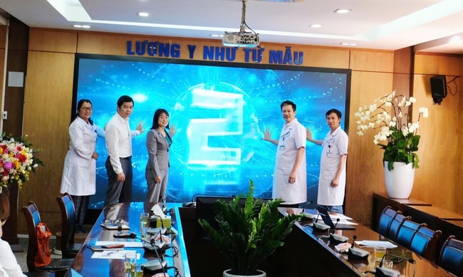 Tầm soát bệnh võng mạc đái tháo đường bằng AI cho khoảng 12.000 lượt người- Ảnh 2.