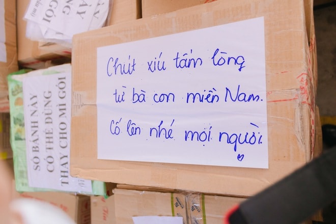 TPHCM tiếp tục gửi 70 tấn hàng cứu trợ hỗ trợ đồng bào vùng bão, lũ- Ảnh 4.